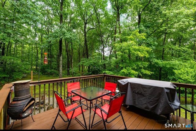 35 Hunt Road, Columbia, CT 06237
