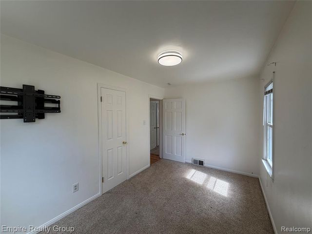 3333 Dudley Street, Dearborn, MI 48124