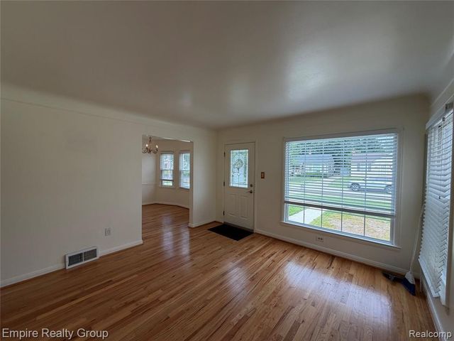 3333 Dudley Street, Dearborn, MI 48124