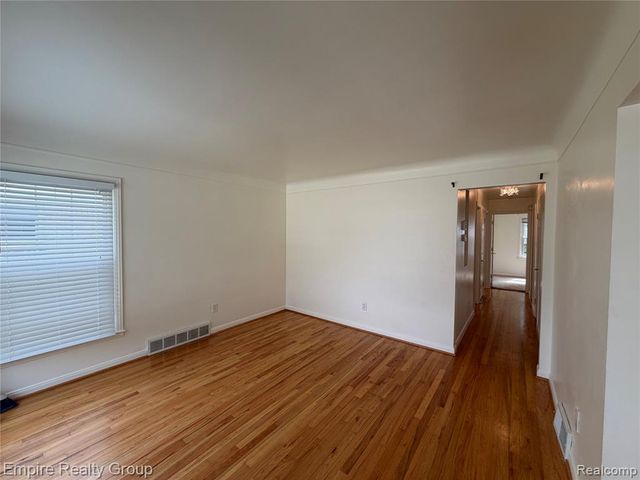 3333 Dudley Street, Dearborn, MI 48124
