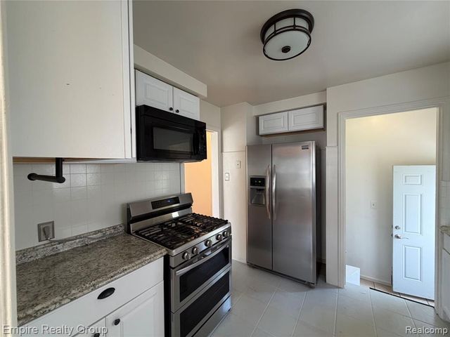 3333 Dudley Street, Dearborn, MI 48124