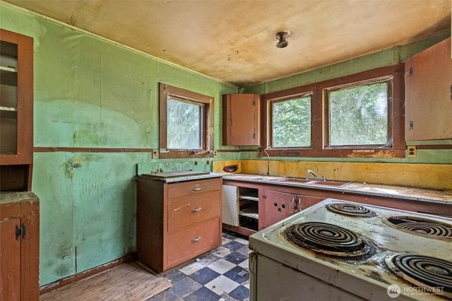 57174 State Route 20, Rockport, WA 98283