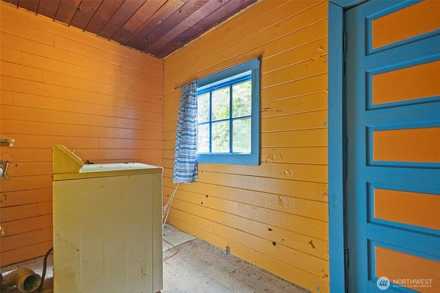 57174 State Route 20, Rockport, WA 98283