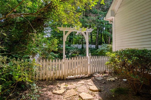 2815 Gleneagles Pointe, Alpharetta, GA 30005