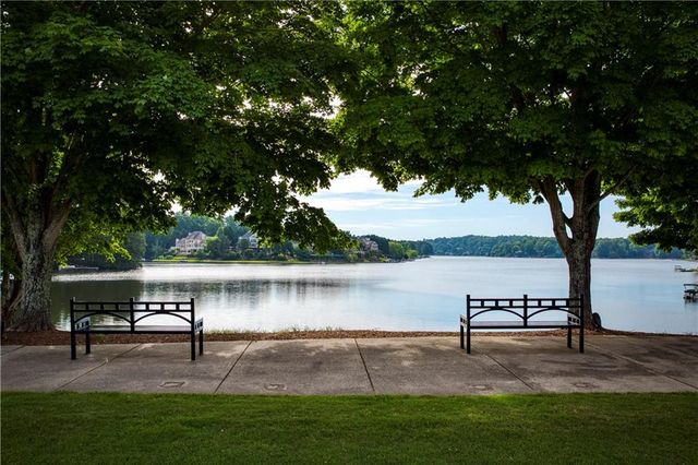 2815 Gleneagles Pointe, Alpharetta, GA 30005