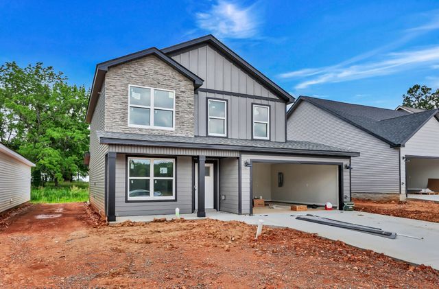 2673 Brewster Dr, Clarksville, TN 37042