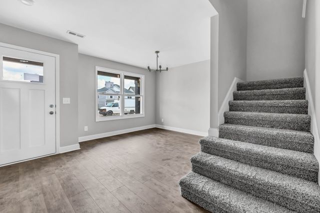2673 Brewster Dr, Clarksville, TN 37042