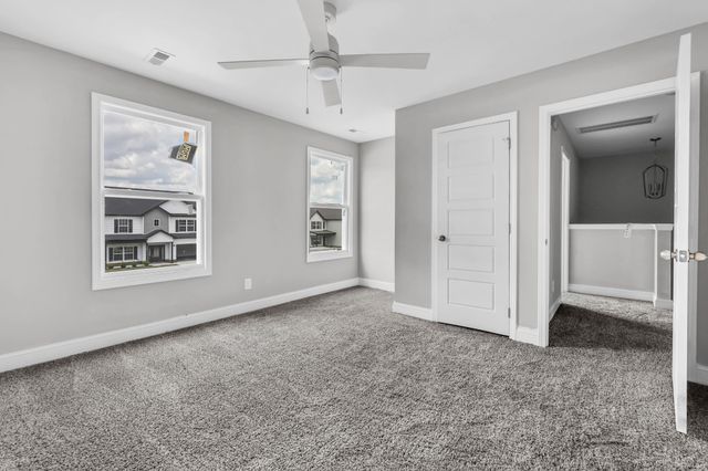 2673 Brewster Dr, Clarksville, TN 37042