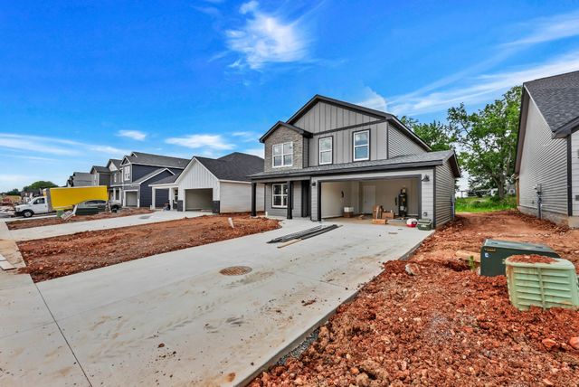 2673 Brewster Dr, Clarksville, TN 37042