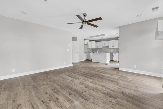 2673 Brewster Dr, Clarksville, TN 37042