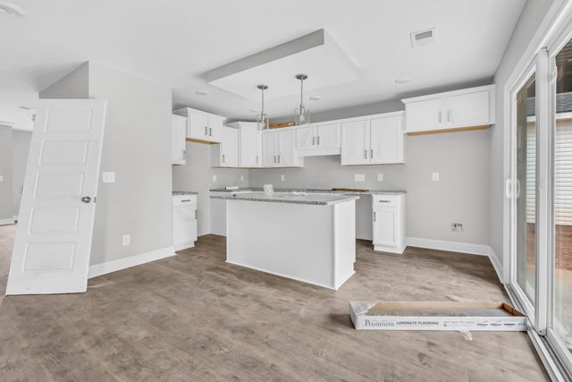 2673 Brewster Dr, Clarksville, TN 37042