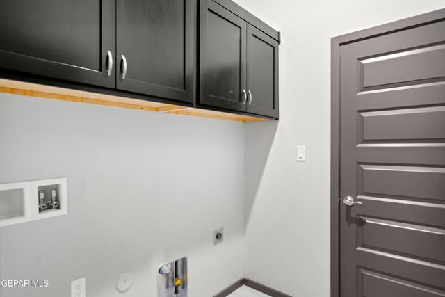 2171 ENCHANTED CREST Drive, El Paso, TX 79911