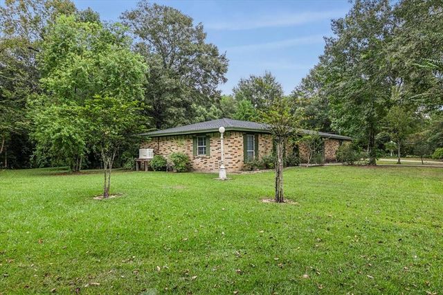3301 Pelican Street, Orange, TX 77630