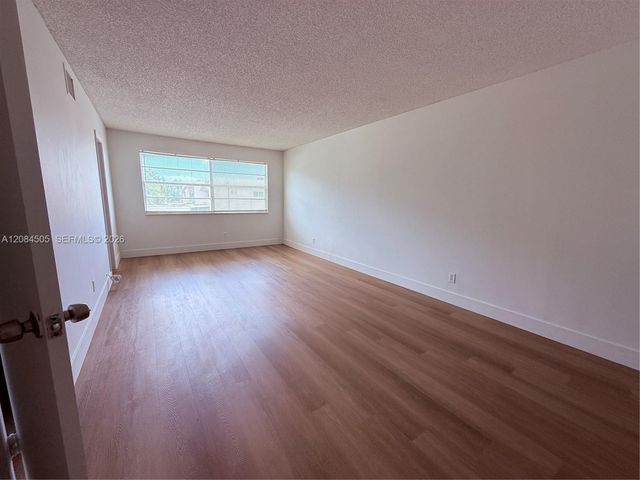 3591 NW 91st Avenue, Sunrise, FL 33351