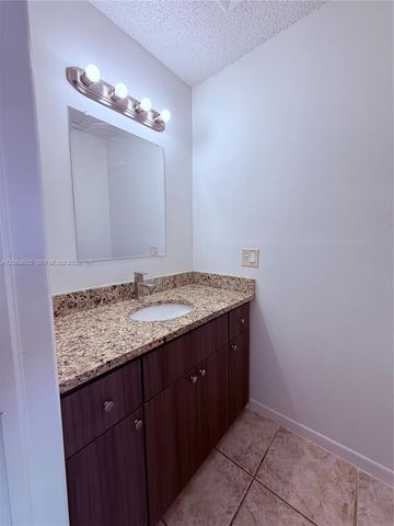 3591 NW 91st Avenue, Sunrise, FL 33351
