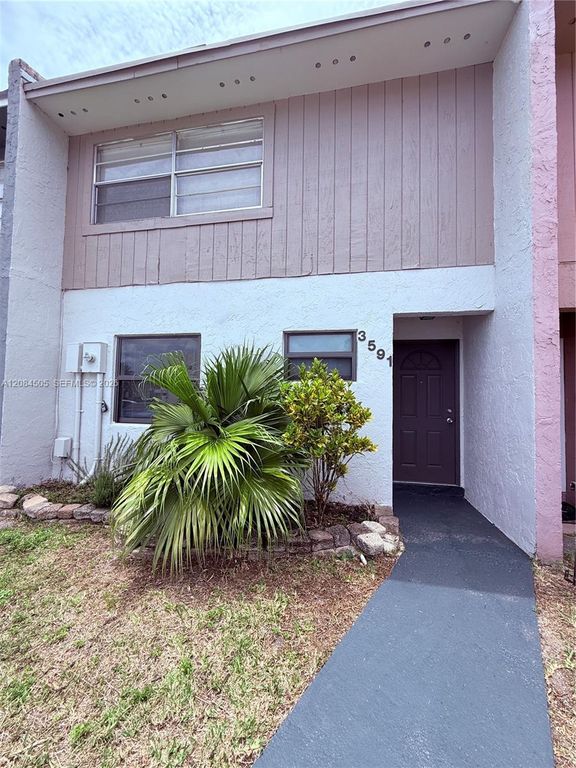 3591 NW 91st Avenue, Sunrise, FL 33351