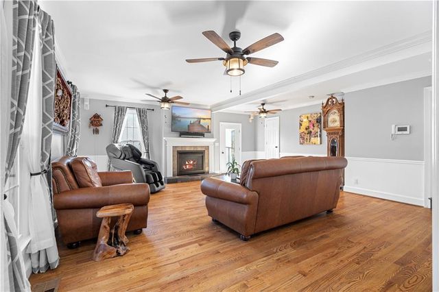 3950 W Cooper Lake SE Drive, Smyrna, GA 30082