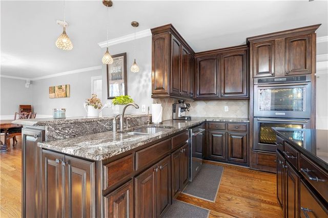 3950 W Cooper Lake SE Drive, Smyrna, GA 30082