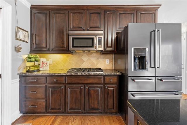 3950 W Cooper Lake SE Drive, Smyrna, GA 30082