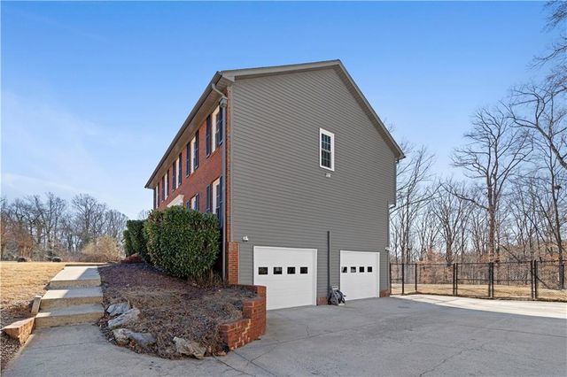 3950 W Cooper Lake SE Drive, Smyrna, GA 30082