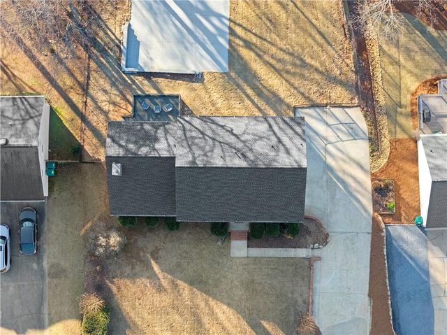 3950 W Cooper Lake SE Drive, Smyrna, GA 30082