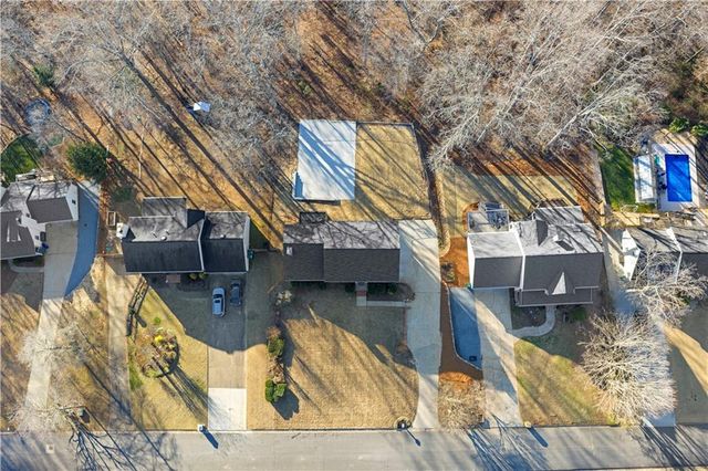 3950 W Cooper Lake SE Drive, Smyrna, GA 30082