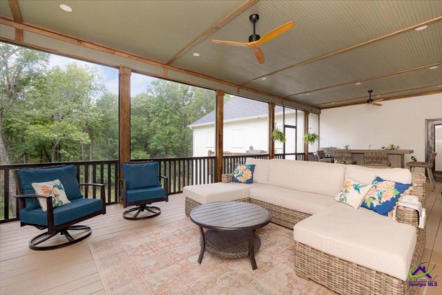 209 Carriage Run, Warner Robins, GA 31088