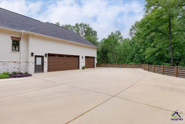 209 Carriage Run, Warner Robins, GA 31088
