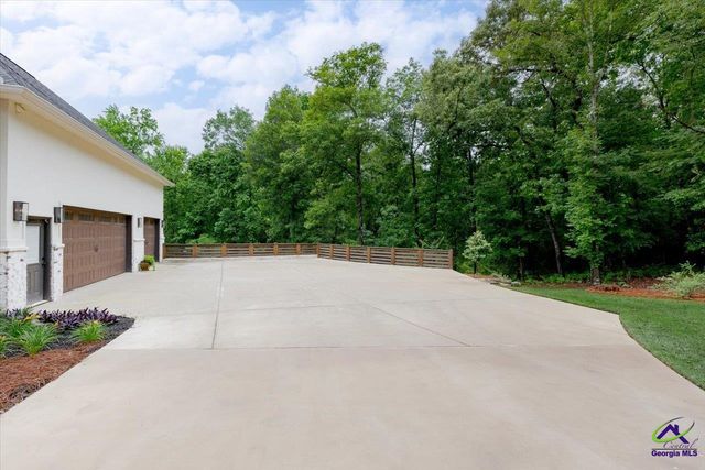 209 Carriage Run, Warner Robins, GA 31088
