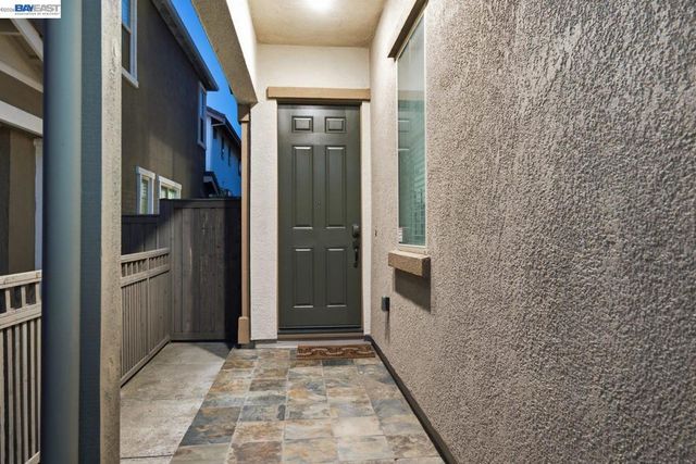 41548 Casabella Cmn, Fremont, CA 94539