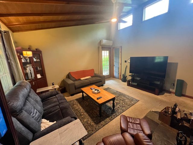 1227 Little Crooked Creek Road, Lawrenceburg, KY 40342
