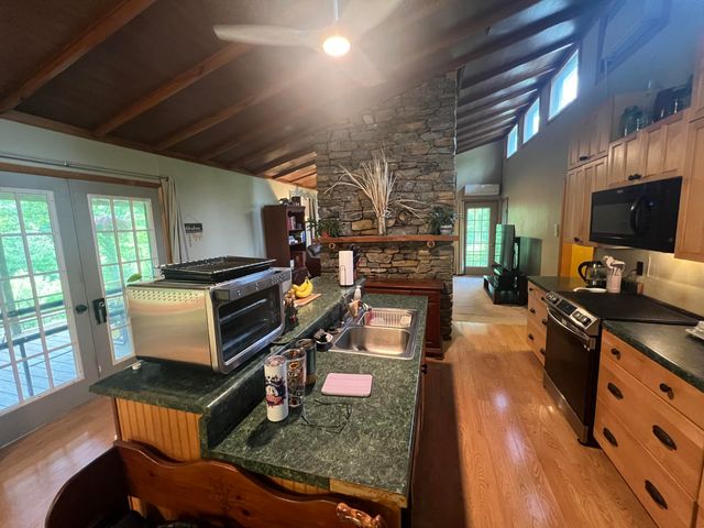 1227 Little Crooked Creek Road, Lawrenceburg, KY 40342