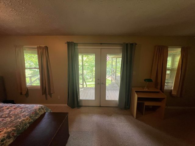 1227 Little Crooked Creek Road, Lawrenceburg, KY 40342