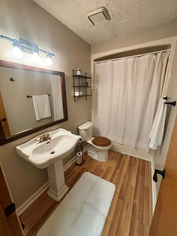1227 Little Crooked Creek Road, Lawrenceburg, KY 40342