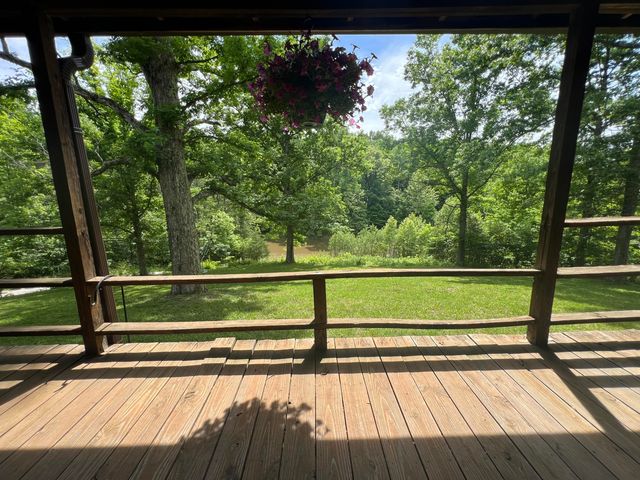 1227 Little Crooked Creek Road, Lawrenceburg, KY 40342
