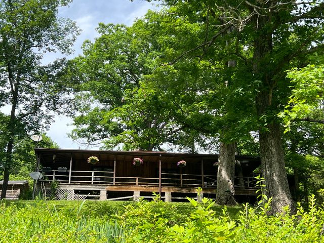 1227 Little Crooked Creek Road, Lawrenceburg, KY 40342