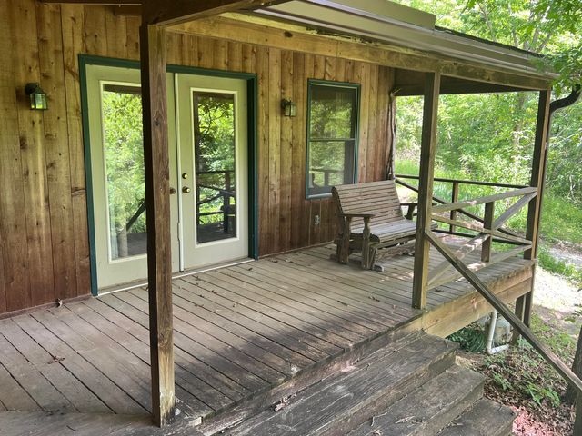 1227 Little Crooked Creek Road, Lawrenceburg, KY 40342