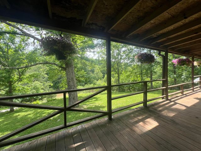 1227 Little Crooked Creek Road, Lawrenceburg, KY 40342