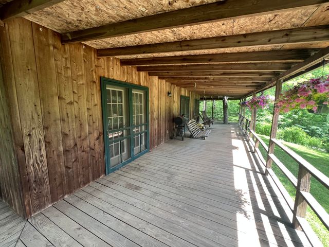 1227 Little Crooked Creek Road, Lawrenceburg, KY 40342