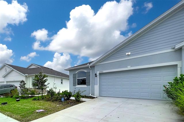 32852 RUSTIC RISE ROAD, San Antonio, FL 33576