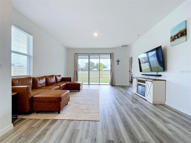 32852 RUSTIC RISE ROAD, San Antonio, FL 33576