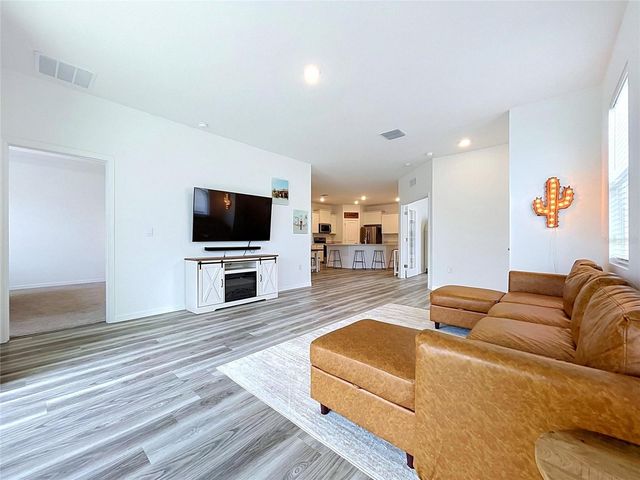 32852 RUSTIC RISE ROAD, San Antonio, FL 33576