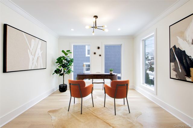 30 4th Street, Manhasset, NY 11030