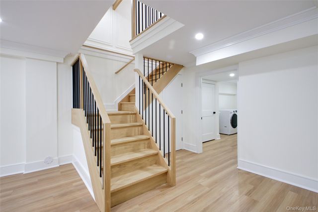 30 4th Street, Manhasset, NY 11030