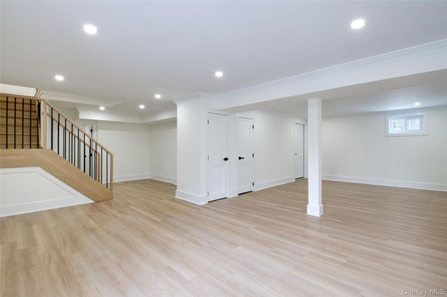 30 4th Street, Manhasset, NY 11030