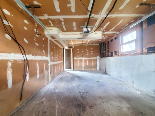 19812 Monterey Avenue, Lynwood, IL 60411