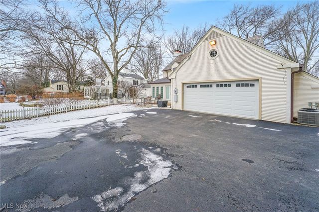 153 Overhill Road, Boardman, OH 44512