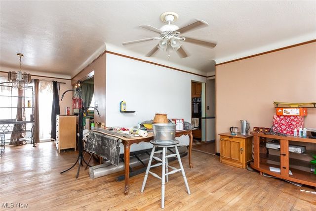 6849 Lantern Lane, Parma Heights, OH 44130