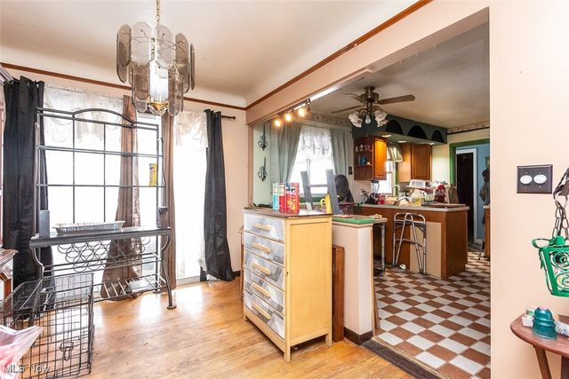 6849 Lantern Lane, Parma Heights, OH 44130