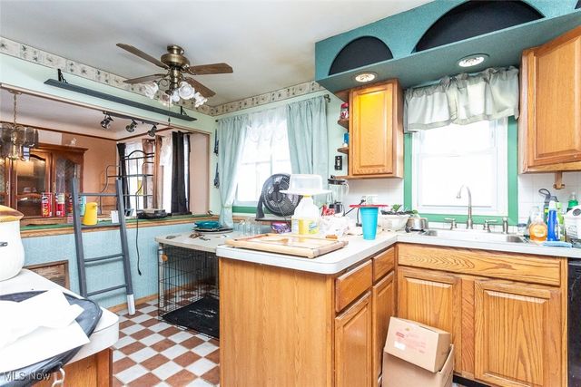 6849 Lantern Lane, Parma Heights, OH 44130